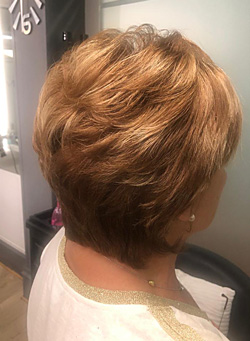 peluquería de señoras, peinado.